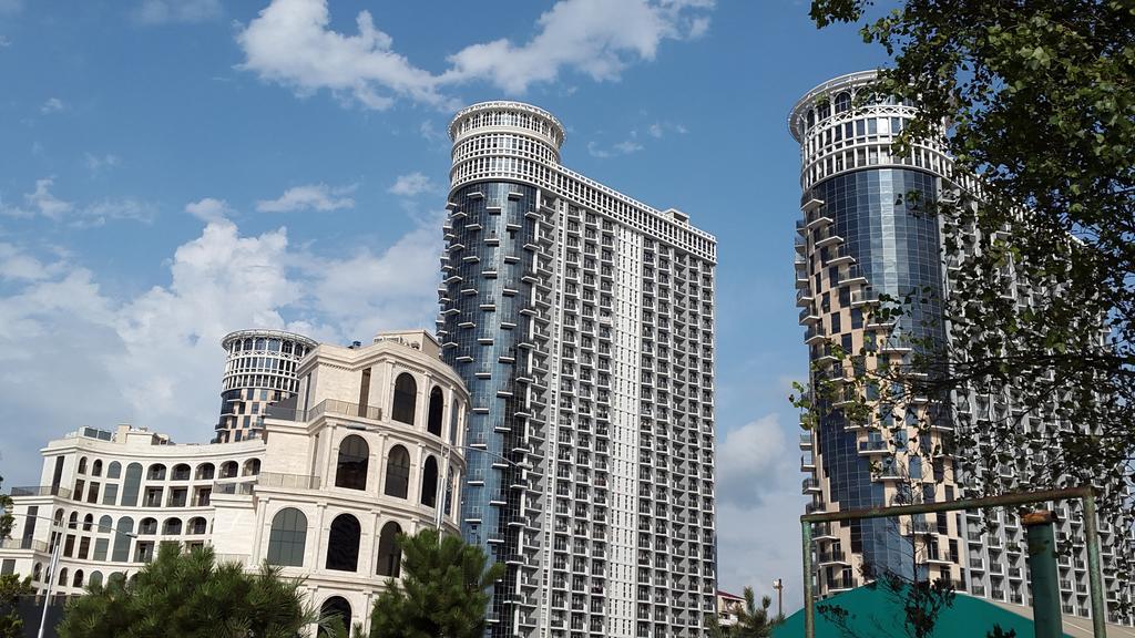 Sea Towers 2 Room Apartment Batumi Esterno foto